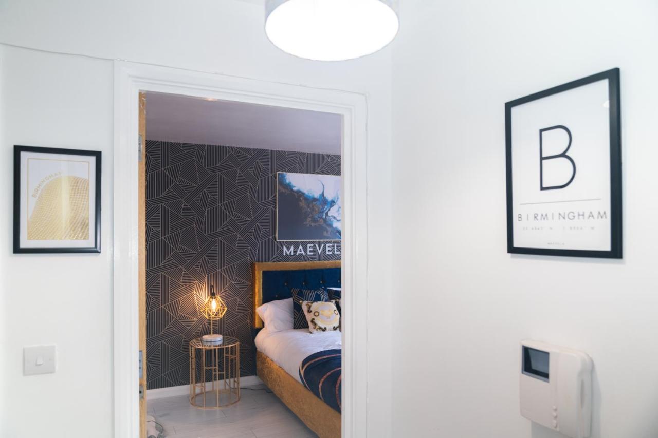 Maevela Apartments - Ultra Lavish Luxury 2 Bed Apartment City Centre - With Balcony - Free Secure Parking - Ps4 & Smart Tv'S Birmingham Exterior photo