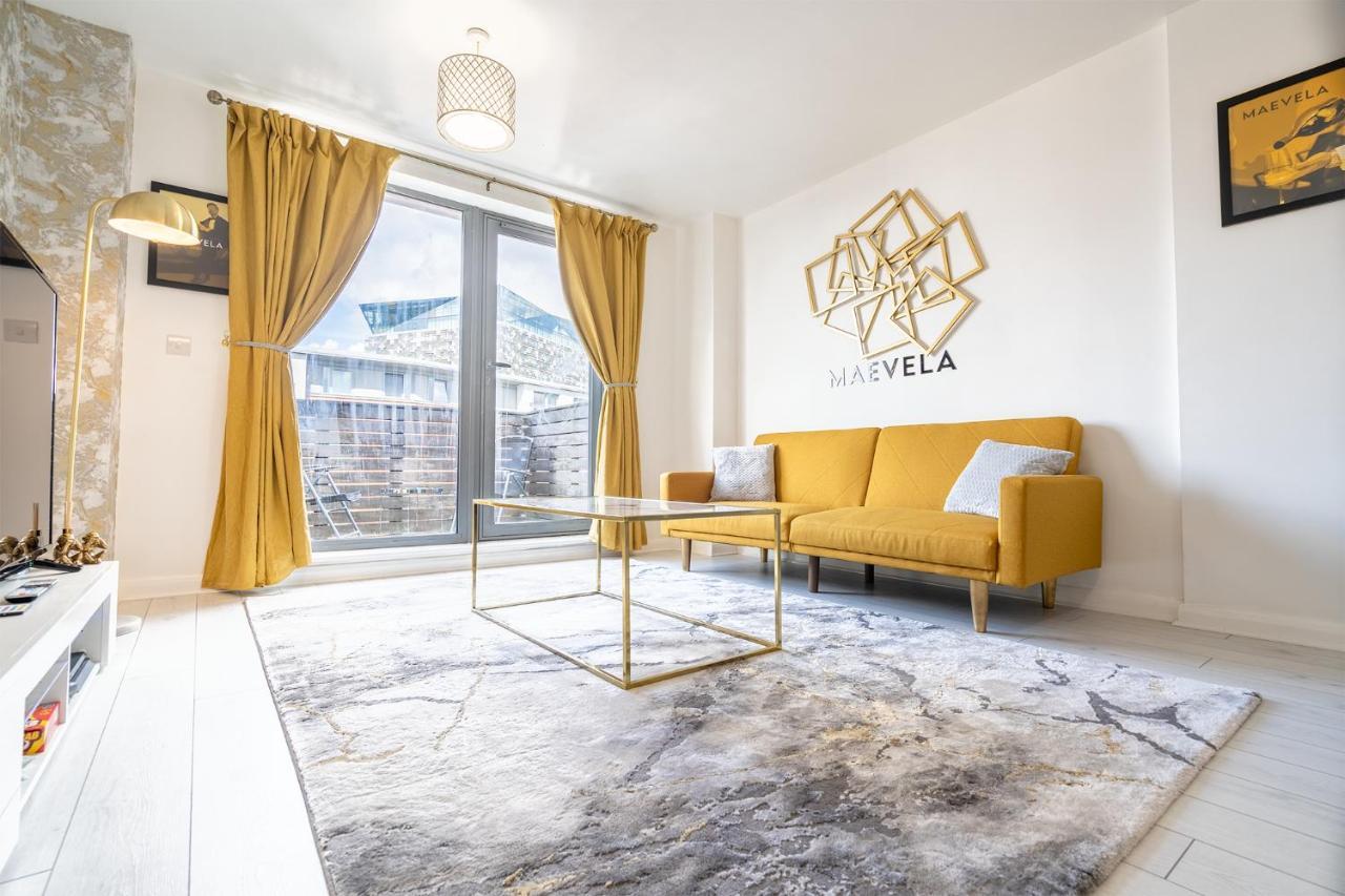 Maevela Apartments - Ultra Lavish Luxury 2 Bed Apartment City Centre - With Balcony - Free Secure Parking - Ps4 & Smart Tv'S Birmingham Exterior photo