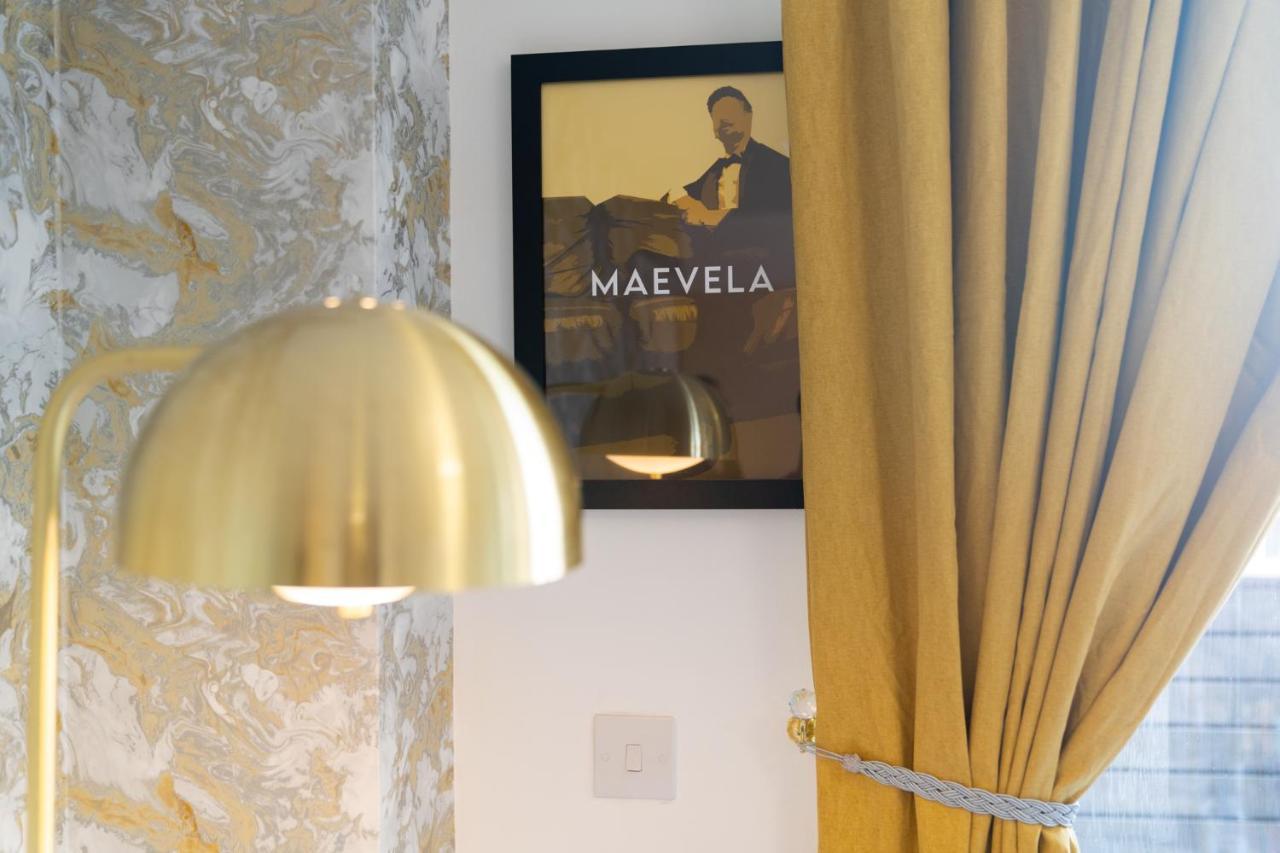 Maevela Apartments - Ultra Lavish Luxury 2 Bed Apartment City Centre - With Balcony - Free Secure Parking - Ps4 & Smart Tv'S Birmingham Exterior photo